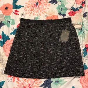 FOREVER21 Black/White Short Skirt (NWT)
